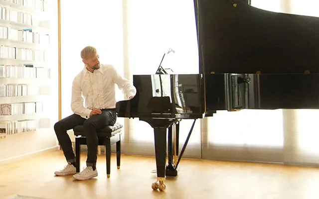 НАШ ДОВІДНИК